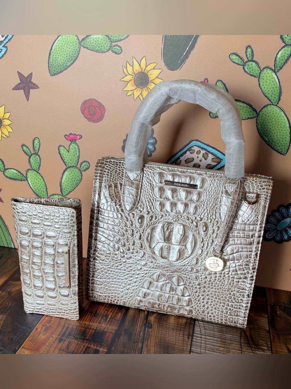 BRAHMIN SMALL CAROLINE SATCHEL PRISTINE & Ady Wallet In A Luminous Glow NWT